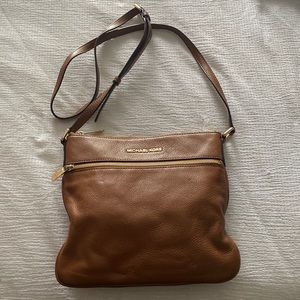 MK - brown / gold - tote like - crossbody leather bag